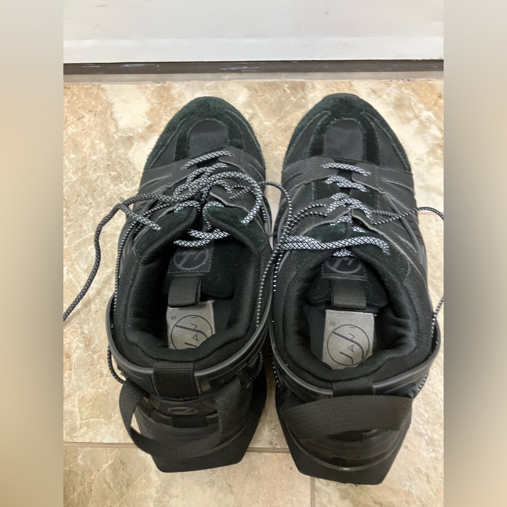 Javi Shoes - Picture 2 of 8